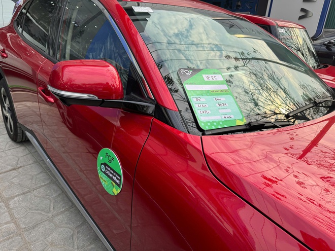 Ngày đẹp của FGF: TGĐ làm đám hỏi với Á hậu Phương Nhi, 6 showroom đầu tiên đồng loạt khai trương - Ảnh 11.