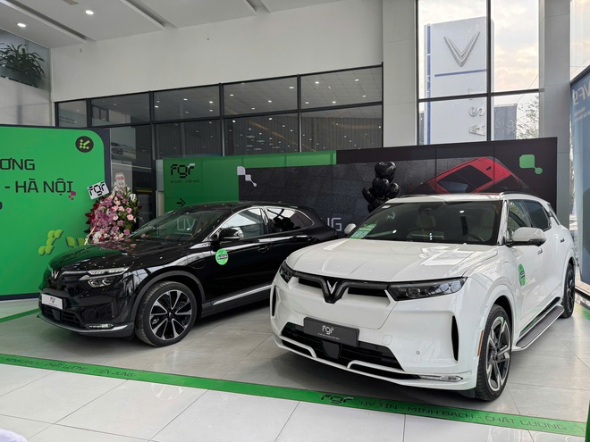 Ngày đẹp của FGF: TGĐ làm đám hỏi với Á hậu Phương Nhi, 6 showroom đầu tiên đồng loạt khai trương - Ảnh 8.