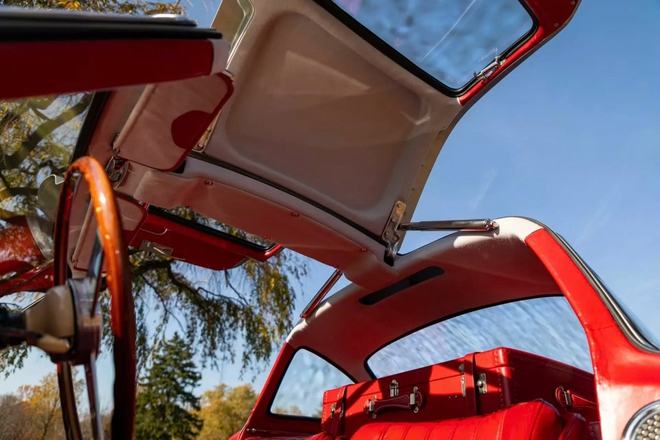 Bán đấu giá Mercedes-Benz 300SL Gullwing nguyên bản đời 1957 đáng giá 2 triệu đô - Ảnh 12.