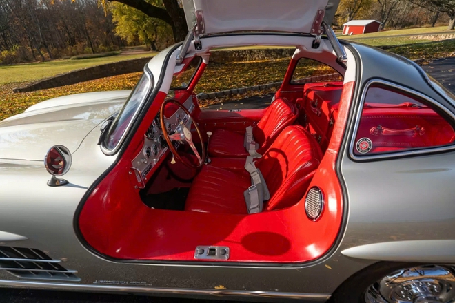Bán đấu giá Mercedes-Benz 300SL Gullwing nguyên bản đời 1957 đáng giá 2 triệu đô - Ảnh 14.