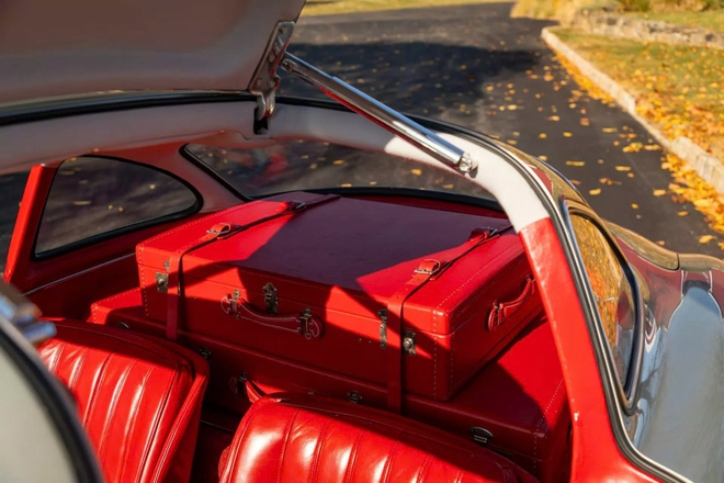 Bán đấu giá Mercedes-Benz 300SL Gullwing nguyên bản đời 1957 đáng giá 2 triệu đô - Ảnh 11.