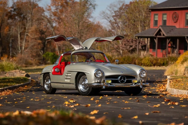 Bán đấu giá Mercedes-Benz 300SL Gullwing nguyên bản đời 1957 đáng giá 2 triệu đô - Ảnh 3.