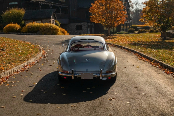 Bán đấu giá Mercedes-Benz 300SL Gullwing nguyên bản đời 1957 đáng giá 2 triệu đô - Ảnh 6.