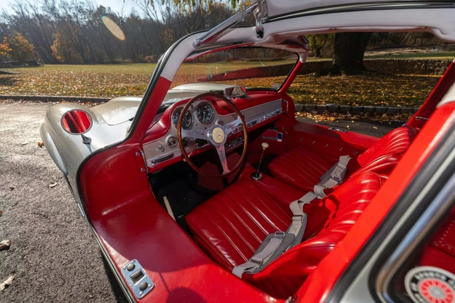 Bán đấu giá Mercedes-Benz 300SL Gullwing nguyên bản đời 1957 đáng giá 2 triệu đô - Ảnh 10.