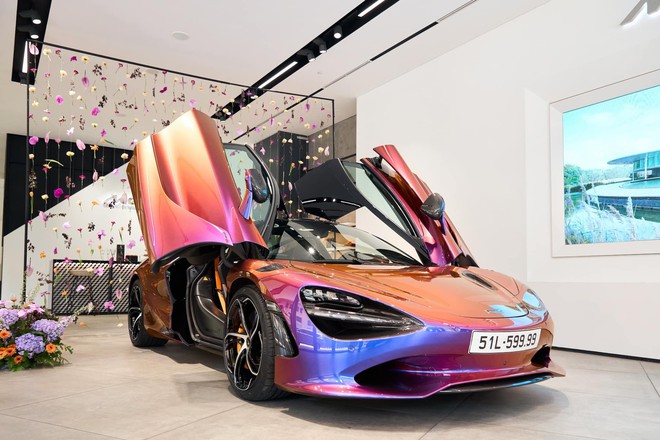 Vừa về với hot tiktoker, McLaren 750S Spider đầu tiên tại Việt Nam đã được gắn biển ‘thần tài’, trị giá ngang 1 chiếc Toyota Camry - Ảnh 8.