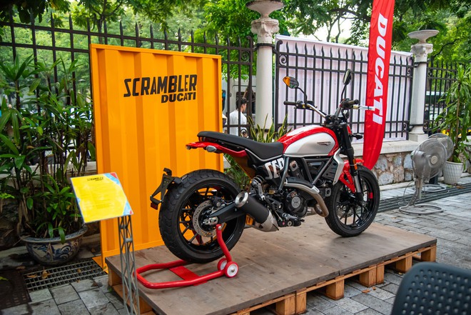 Ducati đổi nhà phân phối tại Việt Nam: Giá xe có thể rẻ hơn tới trăm triệu, khởi điểm từ 359 triệu đồng, bảo hành không giới hạn km- Ảnh 5. Ducati đổi nhà phân phối tại Việt Nam: Giá xe có thể rẻ hơn tới trăm triệu, khởi điểm từ 359 triệu đồng, bảo hành không giới hạn km- Ảnh 5.