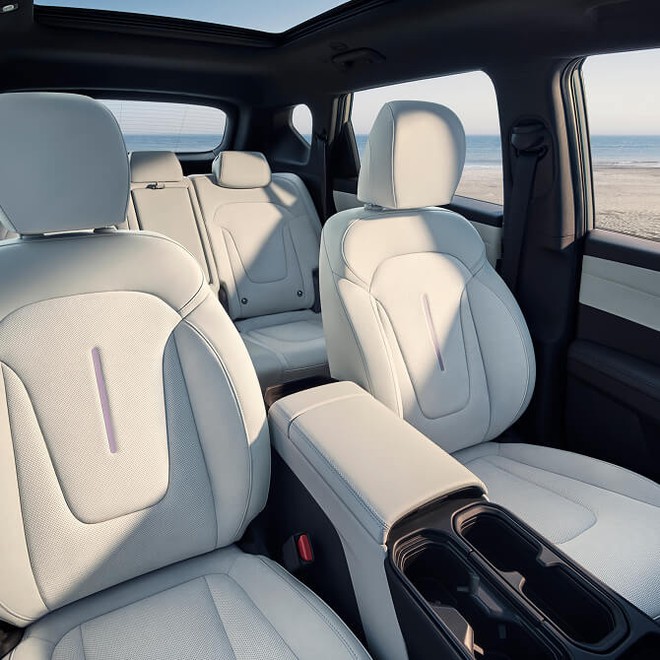 Hyundai Elexio EO ra mắt: Xe 5 chỗ mới d&agrave;i ngang Tucson, m&agrave;n h&igrave;nh 27 inch, đi hơn 700km/sạc- Ảnh 9.