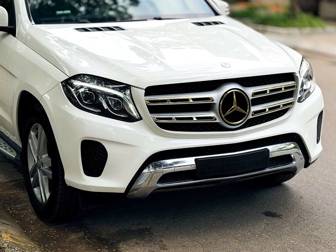 Có 1,5 tỷ, thay vì Everest có thể mua Mercedes-Benz GLS 350d: Được xe Đức sang chảnh nhưng đổi lại đã hết 'nguyên tem' tới 8 năm- Ảnh 3. Có 1,5 tỷ, thay vì Everest có thể mua Mercedes-Benz GLS 350d: Được xe Đức sang chảnh nhưng đổi lại đã hết 'nguyên tem' tới 8 năm- Ảnh 3.