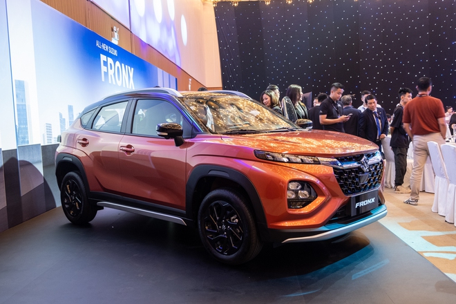 Suzuki Fronx ra mắt Việt Nam: Giá 520-649 triệu đồng, 3 phiên bản, có động cơ hybrid, ADAS, màn hình HUD- Ảnh 6.