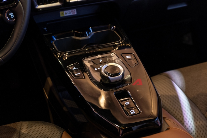 Suzuki eVitara bất ngờ xuất hiện tại Việt Nam: SUV thuần điện ngang cỡ VF 6, đi được tối đa 500km/lần sạc- Ảnh 17.