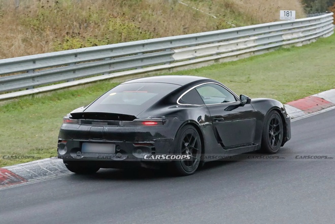 Porsche 718 EV lộ ảnh chạy thử: Đèn giống Taycan, hốc gió giống 911, tăng tốc 0-100km/h dưới 4 giây- Ảnh 7. Porsche 718 EV lộ ảnh chạy thử: Đèn giống Taycan, hốc gió giống 911, tăng tốc 0-100km/h dưới 4 giây- Ảnh 7.