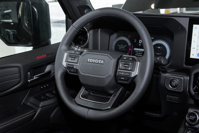 Qua thời ‘kèm lạc’ tới nửa tỷ, Toyota Prado nay giảm giá tại đại lý: Thực tế còn 3,43 tỷ đồng, lý do đến từ một điều dễ hiểu- Ảnh 15. Qua thời ‘kèm lạc’ tới nửa tỷ, Toyota Prado nay giảm giá tại đại lý: Thực tế còn 3,43 tỷ đồng, lý do đến từ một điều dễ hiểu- Ảnh 15.