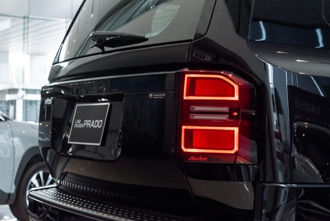 Qua thời ‘kèm lạc’ tới nửa tỷ, Toyota Prado nay giảm giá tại đại lý: Thực tế còn 3,43 tỷ đồng, lý do đến từ một điều dễ hiểu- Ảnh 14. Qua thời ‘kèm lạc’ tới nửa tỷ, Toyota Prado nay giảm giá tại đại lý: Thực tế còn 3,43 tỷ đồng, lý do đến từ một điều dễ hiểu- Ảnh 14.