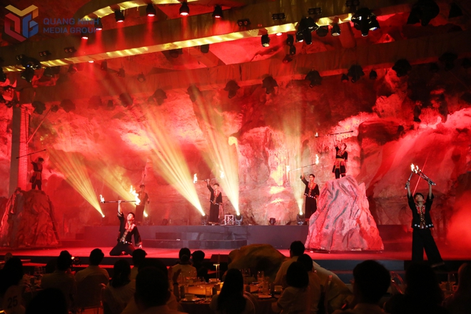 Phát hiện hang động cảnh huyền bí, nổi lên qua 1 bộ ảnh, du khách nhận xét: Ngỡ như trong phim- Ảnh 11.