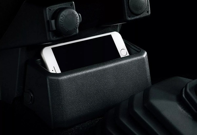 Suzuki Jimny hết thời bị ch&ecirc; 'đắt m&agrave; chẳng c&oacute; g&igrave;': M&agrave;n mượn Swift, bổ sung ADAS- Ảnh 18.