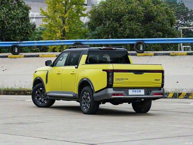 Bán tải Nissan cùng phân khúc Navara bán cuối tháng này: Mạnh hơn 400hp gấp đôi Ranger Raptor, chạy Hà Nội - Hải Phòng không tốn giọt xăng nào- Ảnh 8. Bán tải Nissan cùng phân khúc Navara bán cuối tháng này: Mạnh hơn 400hp gấp đôi Ranger Raptor, chạy Hà Nội - Hải Phòng không tốn giọt xăng nào- Ảnh 8.