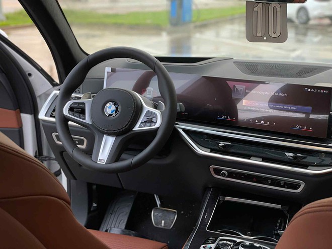 BMW X7 giảm đến 750 triệu đồng: Gi&aacute; thực tế ngang GLS 450 mới ra mắt nhưng vẫn thấp hơn LX 600 gần 4 tỷ đồng- Ảnh 6.