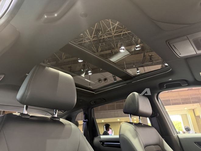 Sang tận Nhật Bản để xem Honda CR-V e:HEV RS Black Edition: Dự kiến ra mắt Việt Nam năm sau, t&acirc;n trang diện mạo, sang số dạng ph&iacute;m bấm, c&oacute; dẫn động 4 b&aacute;nh- Ảnh 14.