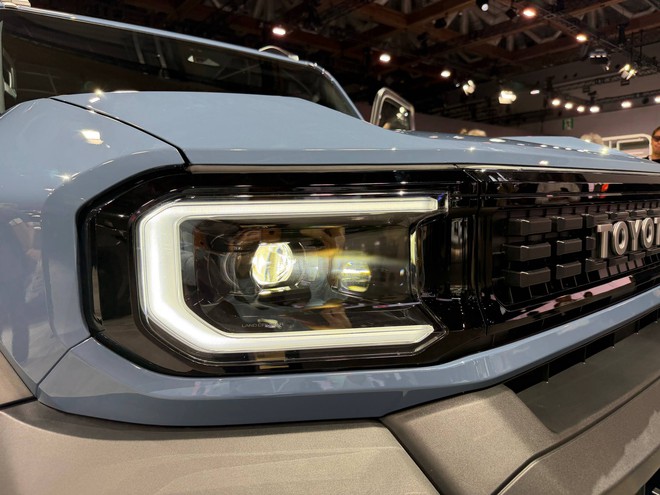 Cận cảnh Toyota Land Cruiser FJ tại Nhật Bản: Nhiều người chê 'ruột Fortuner' nhưng thực tế chứng minh điều ngược lại- Ảnh 7.