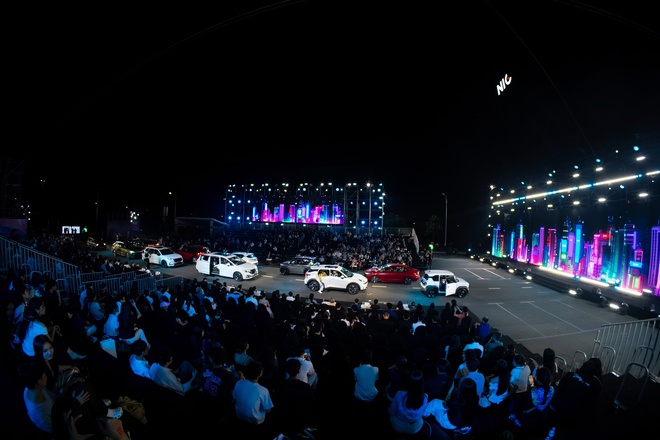 Nhìn lại 3 màn trao giải đậm chất xe của Car Choice Awards 2025: Xe không chỉ được vinh danh mà còn được 'kể chuyện'- Ảnh 24. Nhìn lại 3 màn trao giải đậm chất xe của Car Choice Awards 2025: Xe không chỉ được vinh danh mà còn được 'kể chuyện'- Ảnh 24.