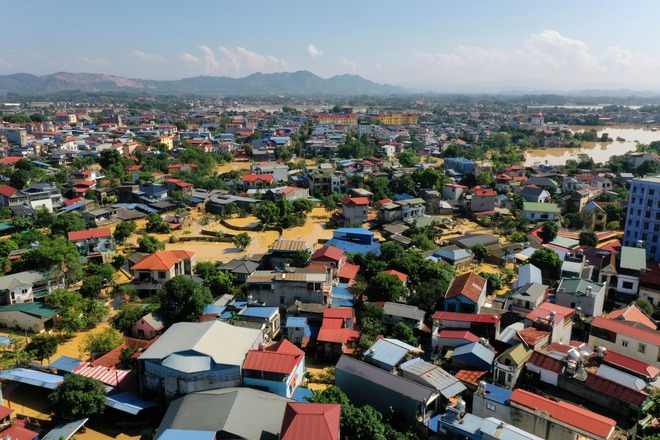 Lũ tràn lên ngập cao tốc Hà Nội - Thái Nguyên; Hà Nội thông báo khẩn cấp di dời dân trong đêm- Ảnh 28.