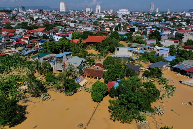 Lũ tràn lên ngập cao tốc Hà Nội - Thái Nguyên; Hà Nội thông báo khẩn cấp di dời dân trong đêm- Ảnh 26.