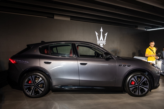 Maserati Grecale, GranCabrio bản điện ra mắt Việt Nam: Giá từ gần 5,5 tỷ đến hơn 13,3 tỷ đồng, mạnh ngang siêu xe, chạy tới 500km/sạc- Ảnh 11. Maserati Grecale, GranCabrio bản điện ra mắt Việt Nam: Giá từ gần 5,5 tỷ đến hơn 13,3 tỷ đồng, mạnh ngang siêu xe, chạy tới 500km/sạc- Ảnh 11.