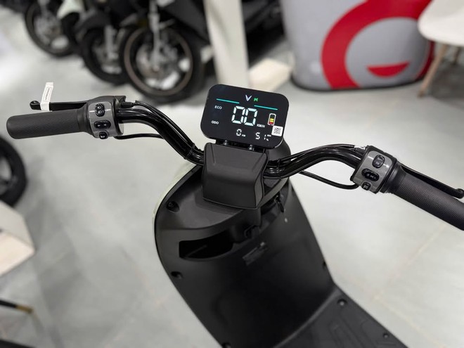 Cặp xe VinFast mới tinh giá dưới 20 triệu vừa ra mắt, 10 ngày sau đã về đại lý: Giá thực tế rẻ hơn nữa- Ảnh 5.