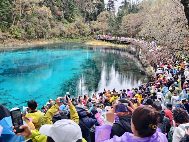 Kh&aacute;ch Việt kể chuyện du lịch điểm nổi tiếng ở Trung Quốc, nhận x&eacute;t: "Đi rồi mới biết l&agrave; kiếp nạn!"- Ảnh 7.