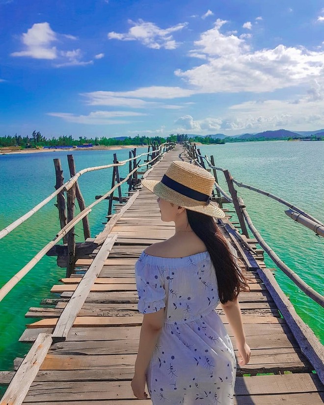 Cầu gỗ vượt sông dài nhất Việt Nam biến mất sau bão số 13: Lịch sử gần 30 năm, từng lên phim điện ảnh- Ảnh 10.