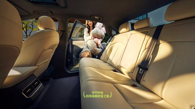 Hãng xe Nhật mở bán mẫu sedan hybrid đối đầu Toyota Camry đẹp long lanh nhưng giá rẻ khó tin – khởi điểm tương đương 400 triệu đồng- Ảnh 12.