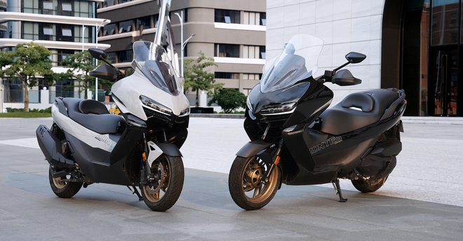 Xe ga chuyên phượt của Honda vừa về VN đã gặp khó: Đối thủ ra mắt 2 xe 'trang bị tận răng' giá rẻ hơn- Ảnh 17. Xe ga chuyên phượt của Honda vừa về VN đã gặp khó: Đối thủ ra mắt 2 xe 'trang bị tận răng' giá rẻ hơn- Ảnh 17.