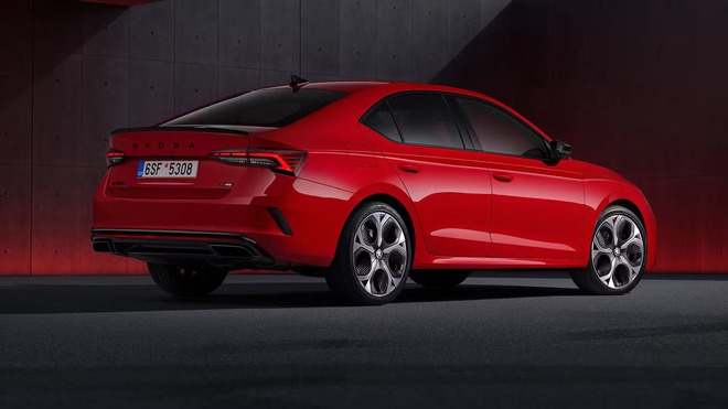 Skoda Octavia nhận cọc tại đại lý, dễ ra mắt Việt Nam tháng này: Giá tạm tính hơn 1,5 tỷ đồng, nhiều trang bị 'ăn chơi' cạnh tranh Golf, WRX- Ảnh 7. Skoda Octavia nhận cọc tại đại lý, dễ ra mắt Việt Nam tháng này: Giá tạm tính hơn 1,5 tỷ đồng, nhiều trang bị 'ăn chơi' cạnh tranh Golf, WRX- Ảnh 7.