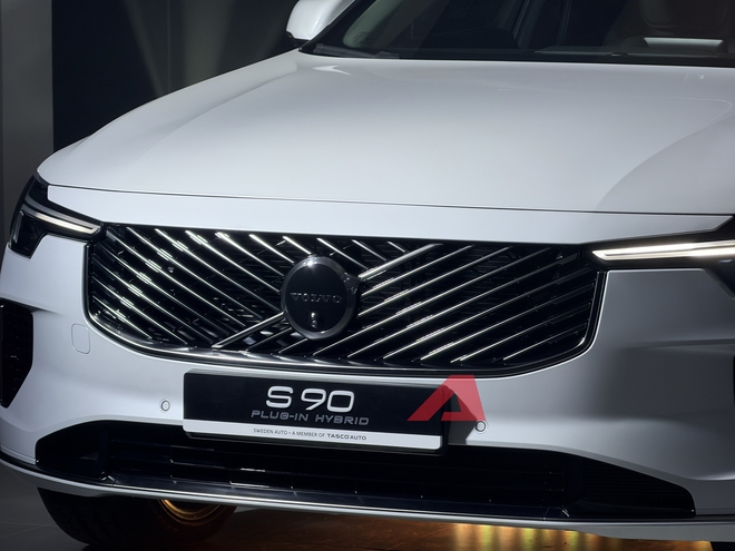 Chi tiết Volvo S90 mới vừa ra mắt Việt Nam: 2,75 tỷ đồng, rẻ hơn gần 150 triệu, thiết kế đẹp lên trông thấy, có màn hình Google- Ảnh 10.