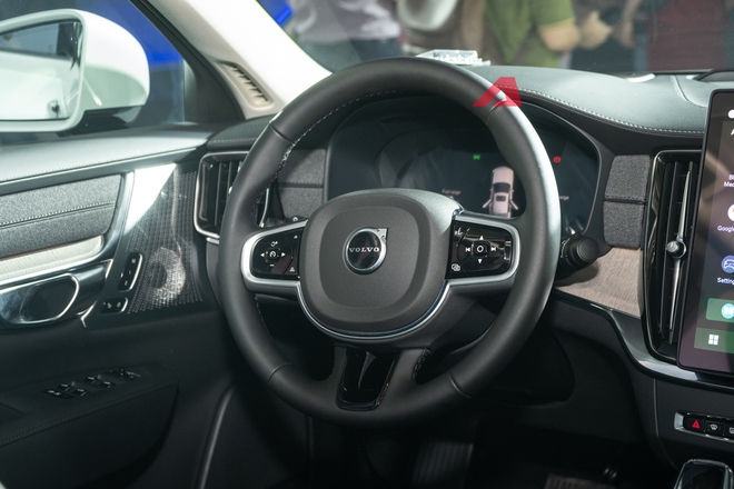 Chi tiết Volvo S90 mới vừa ra mắt Việt Nam: 2,75 tỷ đồng, rẻ hơn gần 150 triệu, thiết kế đẹp lên trông thấy, có màn hình Google- Ảnh 11.
