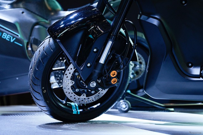 Cận cảnh bộ đôi xe máy hybrid của Yamaha- Ảnh 4. Cận cảnh bộ đôi xe máy hybrid của Yamaha- Ảnh 4.