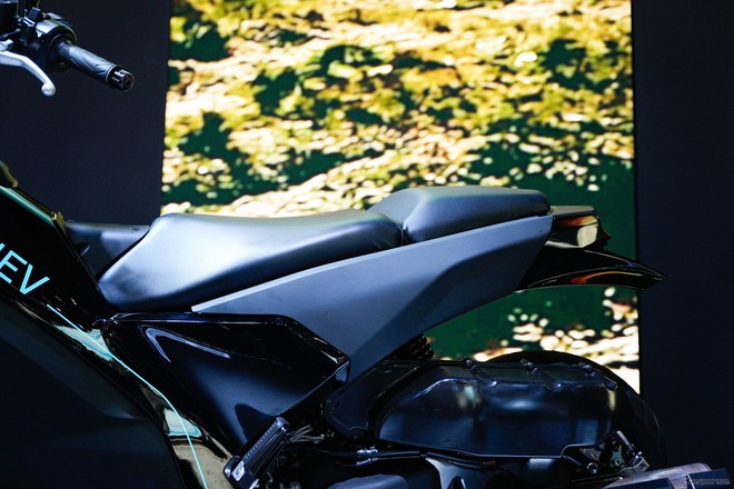 Cận cảnh bộ đôi xe máy hybrid của Yamaha- Ảnh 3. Cận cảnh bộ đôi xe máy hybrid của Yamaha- Ảnh 3.