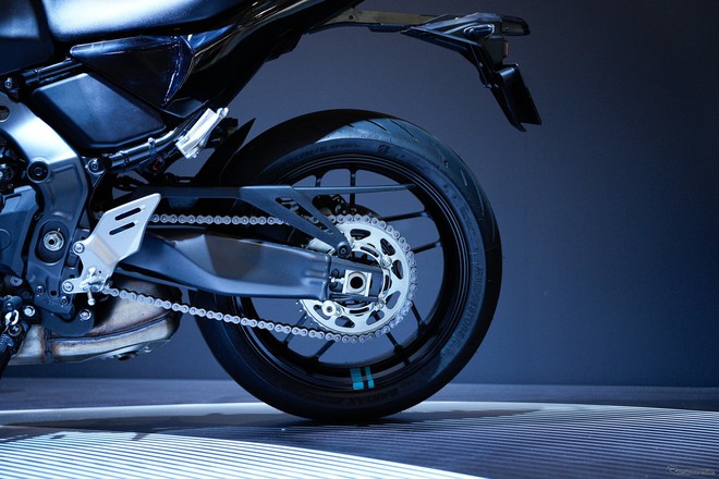 Cận cảnh bộ đôi xe máy hybrid của Yamaha- Ảnh 10. Cận cảnh bộ đôi xe máy hybrid của Yamaha- Ảnh 10.