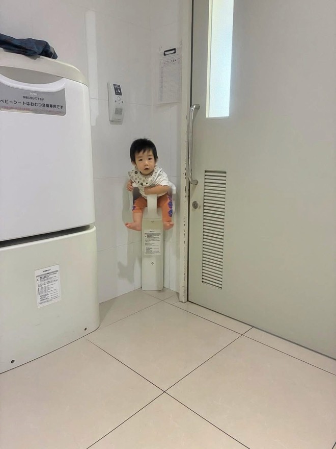 Khách Việt bất ngờ với 1 thứ trong nhà vệ sinh công cộng ở Nhật Bản, nhận xét: "Đến mức này rồi sao!"- Ảnh 8.