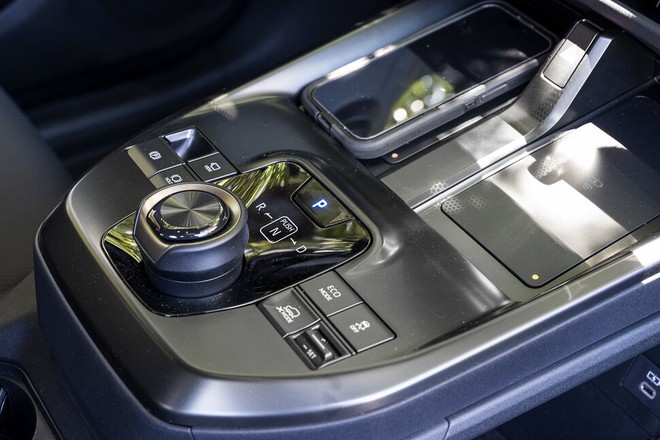 Toyota bZ4X 2026 bán thêm ở một thị trường gần Việt Nam: Giá quy đổi từ hơn 1,2 tỷ đồng, 2 bản, chạy 600km/sạc- Ảnh 17.