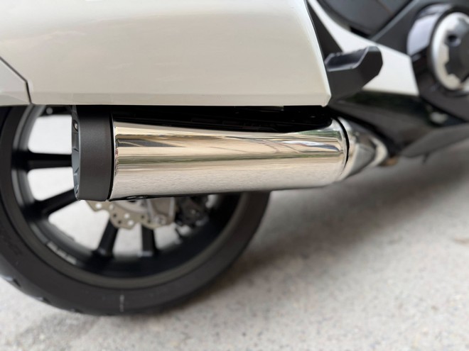 Xe tay ga 'phi thuyền' của Honda đang được rao bán ở Việt Nam, dùng chung một thứ với xe dẫn đoàn CSGT- Ảnh 17.
