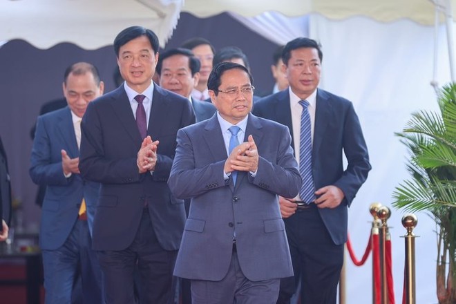 Thủ tướng có mặt tại lễ khởi công Khu đô thị thể thao Olympic (xã Thượng Phúc, Hà Nội), sáng 19/12. Ảnh: VGP