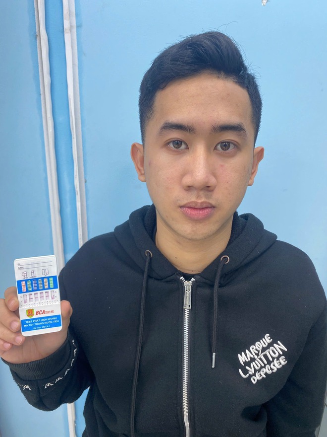 Lệnh giữ người khẩn cấp, khám xét nơi ở Trương Phạm Bình Minh - Ảnh 1.