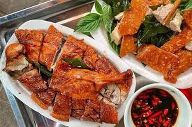 Món bánh cái tên "độc lạ" của Lạng Sơn, du khách nhận xét: Tưởng khó ăn nhưng ngon không tưởng! - Ảnh 5.