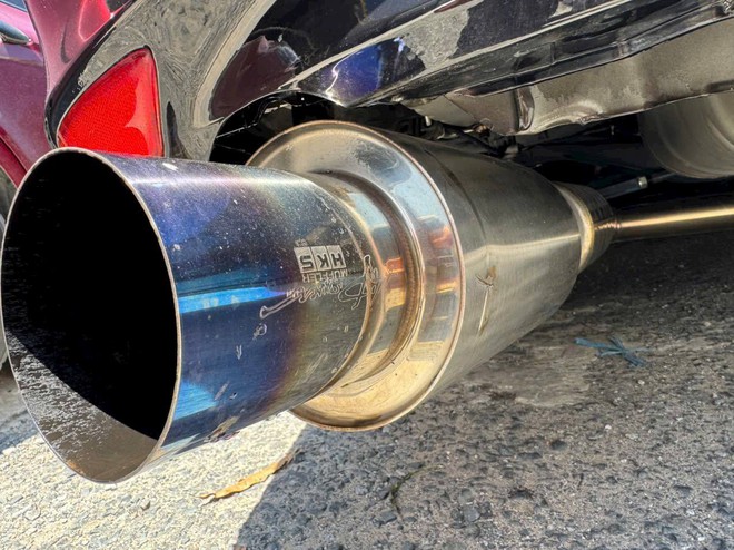 Toyota Camry độ treo khi n&eacute;n b&aacute;n hơn 600 triệu, chủ xe chia sẻ sẵn s&agrave;ng thu mua lại v&agrave; khẳng định: 'Đừng dạy người gi&agrave;u c&aacute;ch ăn' - Ảnh 9.