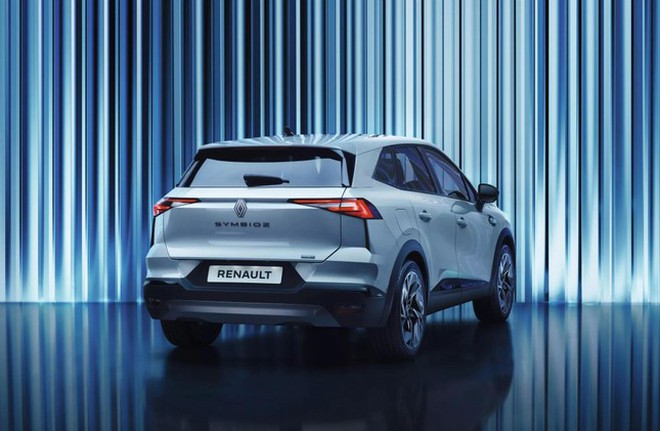 Mitsubishi Grandis được t&aacute;i sản xuất - Ảnh 3.