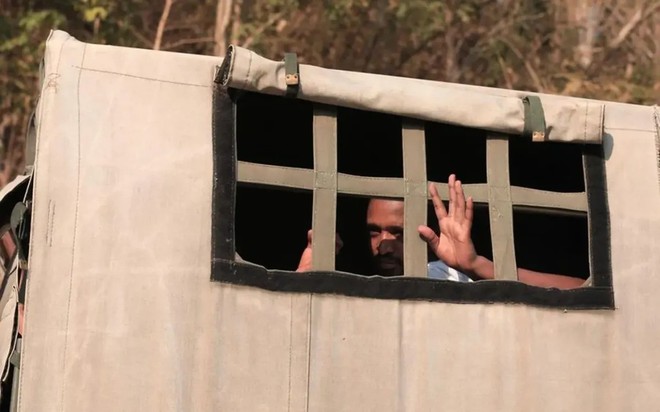 Một số nạn nhân được giải cứu tại quận Myawaddy ở miền đông Myanmar, ngày 17/2/2025. (Ảnh: AP)
