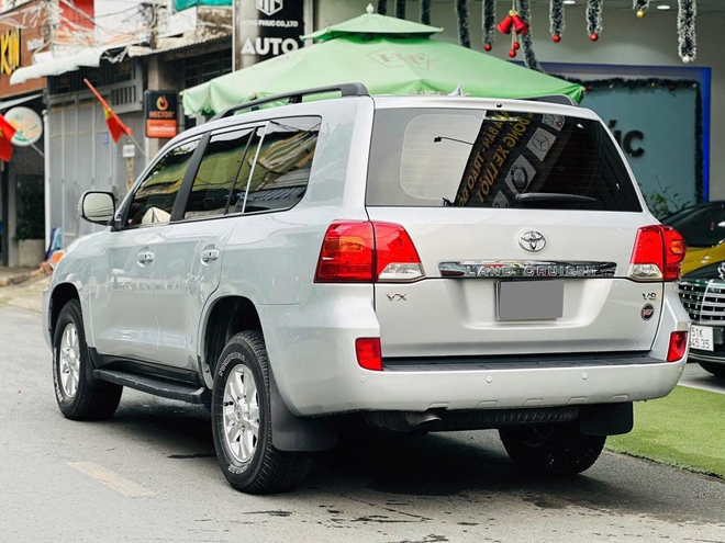 Rao Toyota Land Cruiser độ ghế thương gia kiểu Hermes giá gần 1,6 tỷ đồng, người bán tiết lộ: Đã được bảo dưỡng toàn bộ mất gần 800 triệu đồng - Ảnh 3.