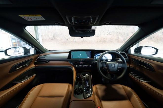 Khám phá Toyota Crown Estate 2025 vừa ra mắt - Ảnh 7.