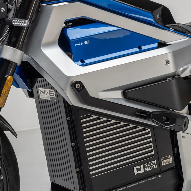 Thử mẫu xe máy sắp lăn bánh do người Việt làm, dân chuyên nhận xét: Cảm giác lạ, sức mạnh vượt thường - Ảnh 3.